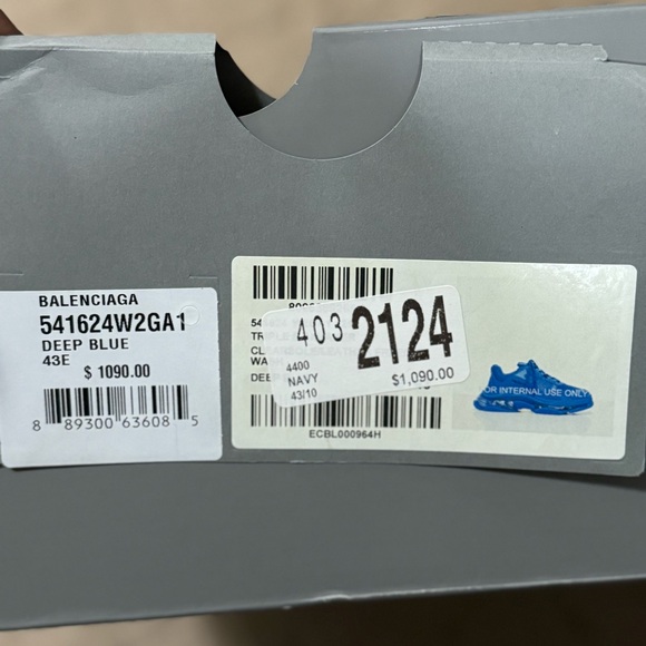 Brand new never worn size 43e which would be a size 10 in USA - Picture 2 of 3